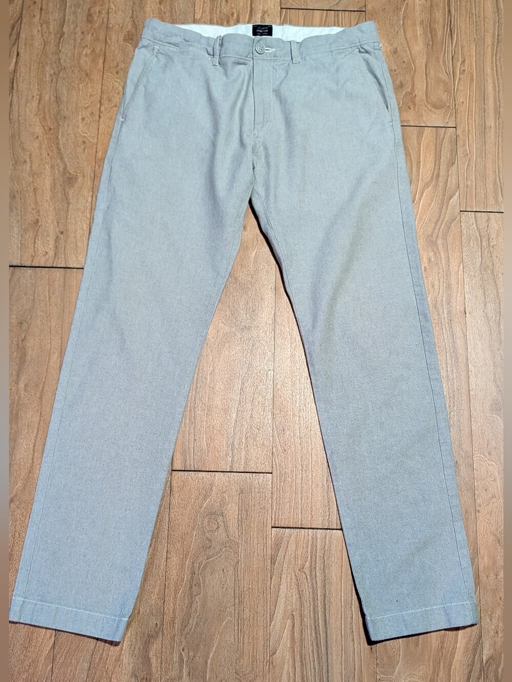 484  Slim Fit Gray Chinos